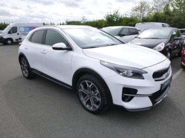 SPOTICAR Kia Xceed 1.6 Gdi 105ch + Plug-in 60.5ch Black & White Editi Occasion - Berline Hybride Rechargeable Blanc Sensation - Sainte Genevieve Des Bois - 1203507701_3