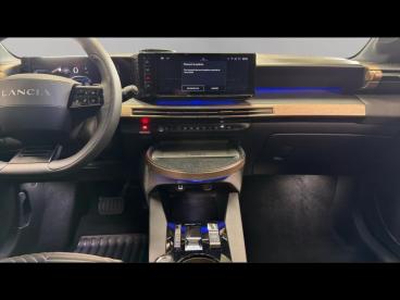 SPOTICAR Lancia Ypsilon 1.2 Ibrida 100ch Lx Edct6 Occasion - Citadine Hybride Blanc Marmo Pastel/toit Noir - Orleans Cedex 02 - 1203855965_4