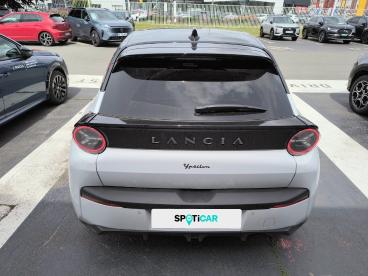 SPOTICAR Lancia Ypsilon 1.2 Ibrida 110ch Edct6 Hf Line Occasion - Citadine Essence Blanc - Lomme - 1204058633_5