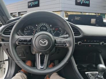 SPOTICAR Mazda 3 Berline 2.5l E-skyactiv-g M Hybrid 140 Ch Bvm Cent Occasion - Berline Hybride B00 - Narbonne - 1203755494_5