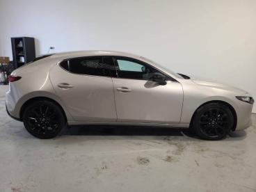 SPOTICAR Mazda 3 2.5 E-skyactiv-g M-hybrid 140ch Homura 2025 Occasion - Berline Hybride Platinum Quartz Métallisé - Massy - 1203942474_2