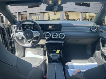 SPOTICAR Mercedes Cla Shooting Brake 200 D8gdct Amh Line Occasion - Berline Diesel Noir - Brive La Gaillarde - 1203548432_5