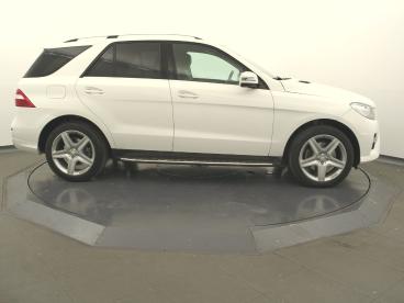 SPOTICAR Mercedes Classe M L 250 Bluetec 4matic Fascination A Occasion - Suv-4x4 Diesel Blanc - Angers - 1204182374_4
