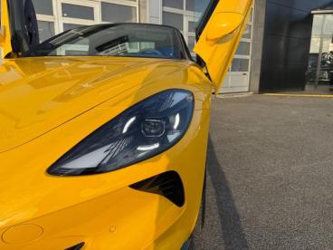 SPOTICAR Mg Cyberster 510ch 77kwh 4wd Occasion - Coupé-cabriolet Electrique Inca Yellow / Toit Noir - Calais - 1203778678_2