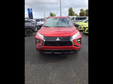 SPOTICAR Mitsubishi Eclipse Cross 2.4 Mivec Phev 188ch Business 4wd 2023 Occasion - Suv-4x4 Hybride Rechargeable Diamond Red Spécial - Poitiers - 1203582926_1