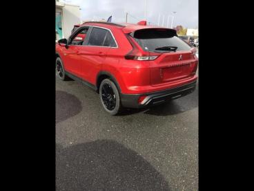 SPOTICAR Mitsubishi Eclipse Cross 2.4 Mivec Phev 188ch Business 4wd 2023 Occasion - Suv-4x4 Hybride Rechargeable Diamond Red Spécial - Poitiers - 1203582926_4