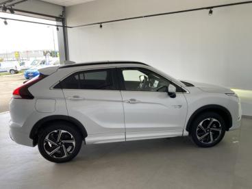 SPOTICAR Mitsubishi Eclipse Cross 2.4 Mivec Phev 188ch Instyle 4wd 2023 Occasion - Suv-4x4 Hybride Rechargeable Diamond White Spécial - Chatellerault - 1203616965_4