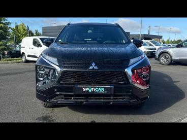 SPOTICAR Mitsubishi Eclipse Cross 2.4 Mivec Phev 188ch Instyle 4wd 2023 Occasion - Suv-4x4 Hybride Rechargeable Amethyst Black Métallisé - Saint Maximin - 1203639114_2