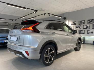 SPOTICAR Mitsubishi Eclipse Cross 2.4 Mivec Phev 188ch Intense 4wd 2023 Occasion - Suv-4x4 Hybride Rechargeable Sterling Silver Métallisé - Champniers - 1203640717_5