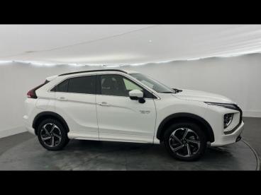 SPOTICAR Mitsubishi Eclipse Cross 2.4 Mivec Phev 188ch Intense 4wd 2023 Occasion - Suv-4x4 Hybride Rechargeable Blanc - Niort - 1203645140_4