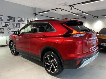 SPOTICAR Mitsubishi Eclipse Cross 2.4 Mivec Phev 188ch Business 4wd Occasion - Suv-4x4 Hybride Rechargeable Diamond Red Spécial - Champniers - 1203658161_3