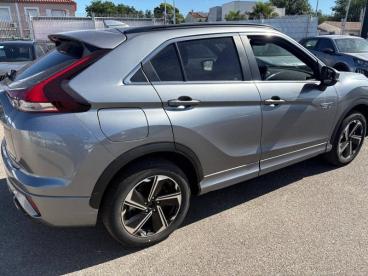 SPOTICAR Mitsubishi Eclipse Cross 2.4 Mivec Phev 188ch Intense 4wd Occasion - Suv-4x4 Hybride Rechargeable Titanium Grey Métallisé - Salon De Provence - 1203999125_4