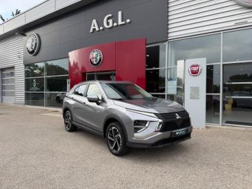 SPOTICAR Mitsubishi Eclipse Cross 2.4 Mivec Phev 188ch Instyle 4wd 2023 Occasion - Suv-4x4 Hybride Rechargeable Sterling Silver Métallisé - Salon De Provence Cedex - 1204116266_1