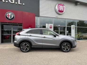 SPOTICAR Mitsubishi Eclipse Cross 2.4 Mivec Phev 188ch Instyle 4wd 2023 Occasion - Suv-4x4 Hybride Rechargeable Sterling Silver Métallisé - Salon De Provence Cedex - 1204116266_2