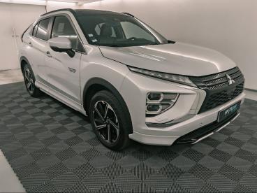 SPOTICAR Mitsubishi Eclipse Cross 2.4 Mivec Phev 188ch Intense Style 4wd Occasion - Suv-4x4 Hybride Rechargeable Blanc - Aubiere - 1204200411_3