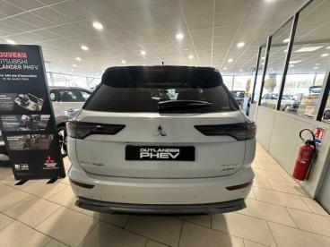 SPOTICAR Mitsubishi Outlander 2.4 Phev 306ch Instyle 4wd Occasion - Suv-4x4 Hybride Rechargeable Diamond White Spéciale - Gonesse - 1203844593_3