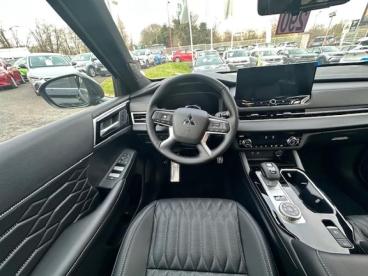 SPOTICAR Mitsubishi Outlander 2.4 Phev 306ch Instyle 4wd My26 Occasion - Suv-4x4 Hybride Rechargeable Diamond Black Spéciale - Gonesse - 1203844601_5