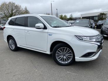 SPOTICAR Mitsubishi Outlander Phev Twin Motor Business 4wd Euro6d-t Evap 5cv Occasion - Suv-4x4 Hybride Rechargeable Polar White - Brest - 1203949722_2