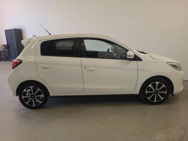 SPOTICAR Mitsubishi Space Star Spacestar 1.2 Mivec 71ch Red Line Edition 2022 Occasion - Berline Essence Frost White - Gometz Le Chatel - 1204051161_2