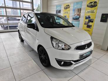 SPOTICAR Mitsubishi Space Star Spacestar 1.2 Mivec 80ch As&g Black Collection 2019 Occasion - Berline Essence Pearl White - Charmeil - 1204112491_3