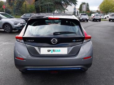 SPOTICAR Nissan Leaf 150ch 40kwh Acenta 2018 Occasion - Berline Electrique Gris Foudre - Abbeville - 1203734914_5