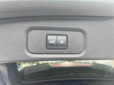 SPOTICAR Nissan Qashqai Mild Hybrid 140 Ch Tekna Occasion - Suv-4x4 Essence Vulkanschwarz Metallic - Marseille Cedex 8 - 1204045431_4