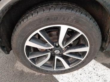 SPOTICAR Nissan X-trail 1.6 Dci 130 5pl Tekna Occasion - Suv-4x4 Diesel Gris - Roncq - 1203873577_5