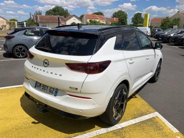 SPOTICAR Opel Grandland Hybrid 300 Ch Awd Bva8 Gse Occasion - Suv-4x4 Hybride Rechargeable Blanc - Fagnieres - 1204084873_4