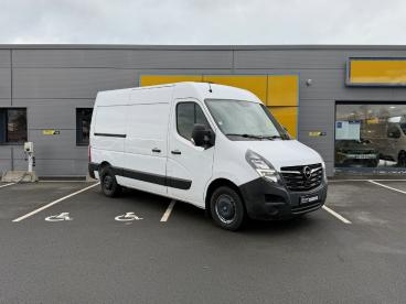 SPOTICAR Opel Movano .3cdti 135 L2 H2 3.3t Fwd Occasion - Utilitaire Diesel Blanc - Toussaint - 1204185705_1
