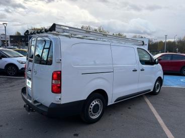 SPOTICAR Opel Vivaro Fourgon Fgn L3 2.0 Diesel 145 Ch Ptac Augmente Pack Clim Occasion - Utilitaire Diesel Blanc - Toulouse - 1203784344_5