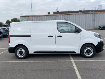 SPOTICAR Opel Vivaro Fourgon Fgn Taille M Bluehdi 120 S&s Bvm6 Occasion - Utilitaire Diesel Blanc - France - 1204094196_4