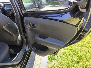 SPOTICAR Peugeot 108 Vti 72ch Bmp5 Style Occasion - Citadine Essence Noir - Nanterre - 1203981287_5