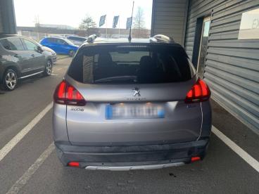 SPOTICAR Peugeot 2008 1.2 Puretech 82 Style Occasion - Suv-4x4 Essence Gris Clair - Machecoul - 1202987699_5