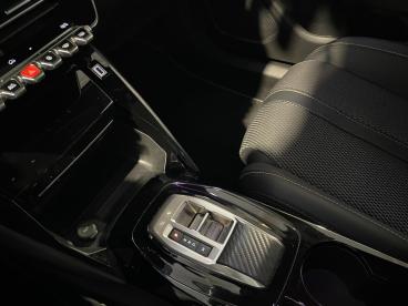 SPOTICAR Peugeot 2008 Hybrid 136 E-dcs6 Gt Occasion - Suv-4x4 Essence   - Toulenne - 1203881208_4