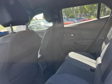 SPOTICAR Peugeot 2008 Hybrid 145 E-dcs6 Allure Occasion - Suv-4x4 Hybride Gris Clair - Buc - 1203938938_5