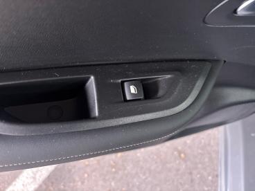 SPOTICAR Peugeot 2008 Puretech 100 S&s Bvm6 Allure Occasion - Suv-4x4 Essence Gris - Rouen - 1204014837_4