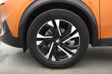 SPOTICAR Peugeot 2008 Puretech 100 S&s Bvm6 Allure Occasion - Suv-4x4 Essence Orange Fusion - Montendre - 1204033218_3