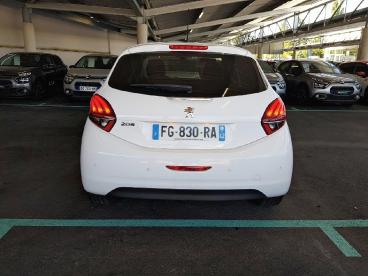 SPOTICAR Peugeot 208 Puretech 82ch S&s Bvm5 Signature Occasion - Citadine Essence Blanc - Roanne - 1203349289_5