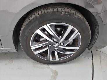 SPOTICAR Peugeot 208 Puretech 100 S&s Bvm6 Allure Occasion - Citadine Essence Gris - Marseille Cedex 8 - 1203634523_4