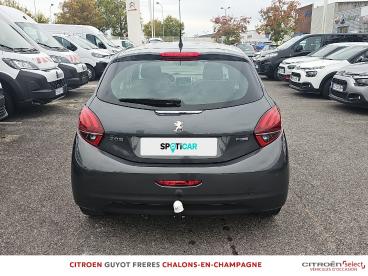 SPOTICAR Peugeot 208 1.2 Puretech 82ch Allure 5p Occasion - Citadine Essence Noir Perla Nera - Saint Memmie - 1203713319_5