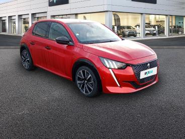 SPOTICAR Peugeot 208 1.2 Puretech 130ch S&s Gt Eat8 Occasion - Citadine Essence Rouge Elixir (v) - Ploermel - 1203760448_3