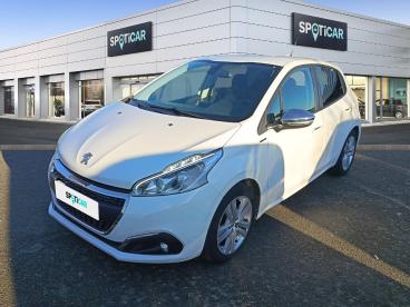 SPOTICAR Peugeot 208 1.2 Puretech 82ch E6.c Signature 5p Occasion - Citadine Essence Blanc Banquise - Vernouillet - 1203777185_1
