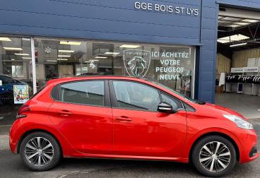 SPOTICAR Peugeot 208 1.2 Puretech 82 Allure Occasion - Citadine Essence Orange - Carquefou - 1203791819_5