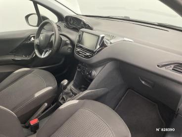 SPOTICAR Peugeot 208 1.0 Puretech 68ch Bvm5 Active Occasion - Citadine Essence Noir - Varennes Sur Seine - 1203805911_4