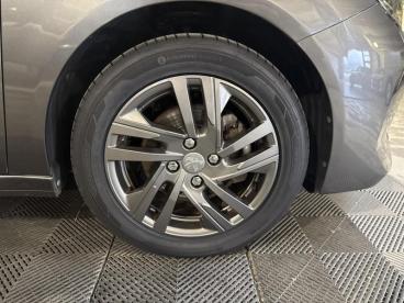 SPOTICAR Peugeot 208 1.2 Puretech 100ch S&s Style Eat8 Occasion - Citadine Essence Gris Artense (m) - Biguglia - 1203878720_4