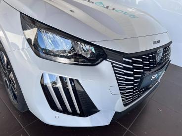 SPOTICAR Peugeot 208 1.2 Hybrid 110ch Edition E-dcs6 Occasion - Citadine Hybride Blanc Okénite (m) - Aurillac - 1204145570_4