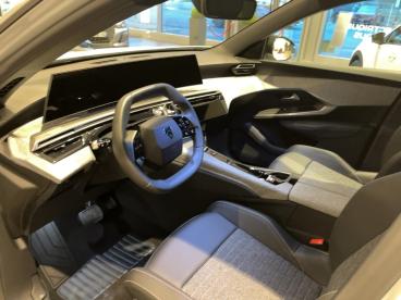 SPOTICAR Peugeot 3008 1.2 Hybrid 145 E-dcs6 Allure Occasion - Suv-4x4 Hybride Blanc - Vannes - 1203913480_4