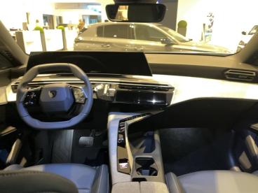 SPOTICAR Peugeot 3008 1.2 Hybrid 145 E-dcs6 Allure Occasion - Suv-4x4 Hybride Blanc - Vannes - 1203913480_5