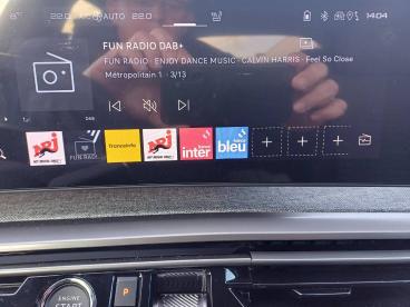SPOTICAR Peugeot 3008 Hybrid 145 E-dcs6 Gt Occasion - Suv-4x4 Essence Noir - Pontarlier - 1203974088_5