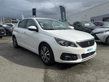 SPOTICAR Peugeot 308 1.2 Ess 130ch E6.3 S&s Allure Occasion - Berline Essence Blanc Nacré - St Agathon - 1203486695_3